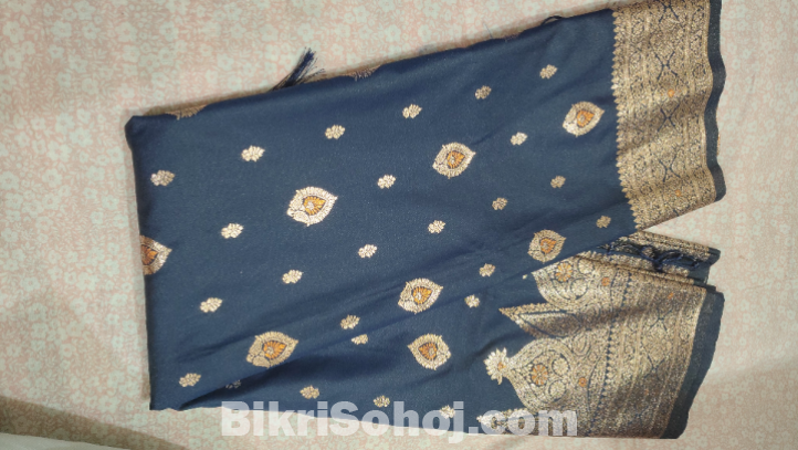 শাড়ি